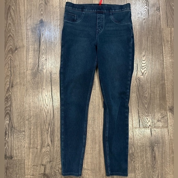 Spanx Jeans Womens M Pull On Skinny Stretch Jegging Dark Wash Blue Medium - Picture 1 of 11